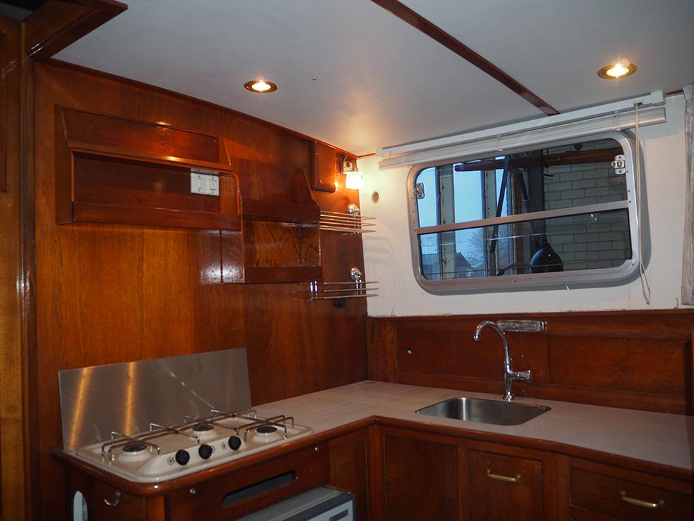 Fore ship, Accommodation